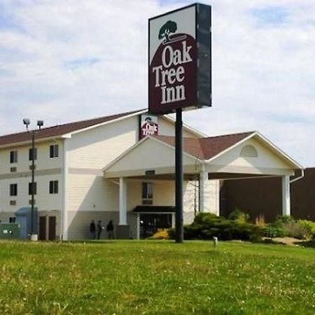 Travelodge By Wyndham Clinton Valley West Court Exteriér fotografie