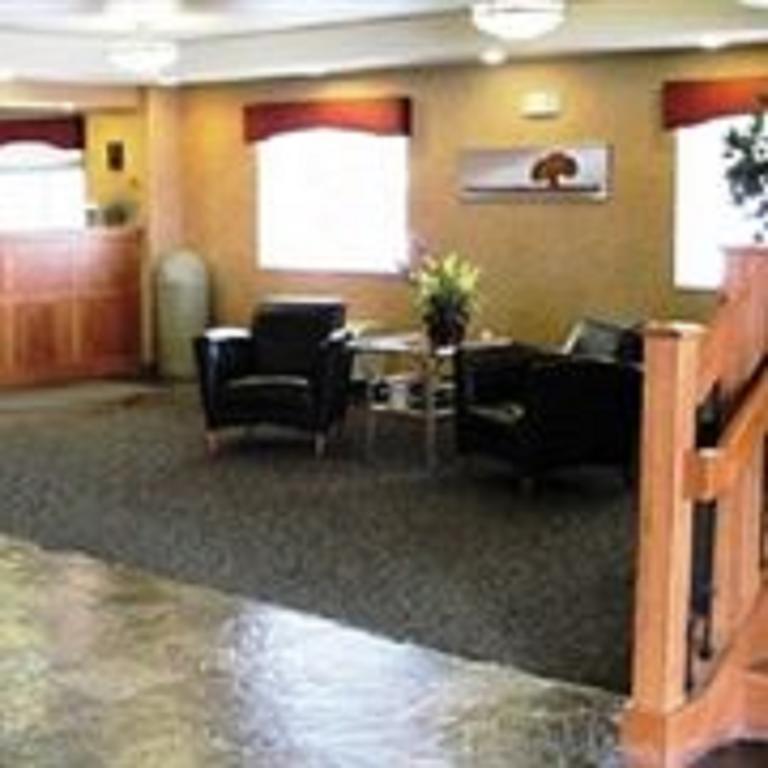 Travelodge By Wyndham Clinton Valley West Court Exteriér fotografie